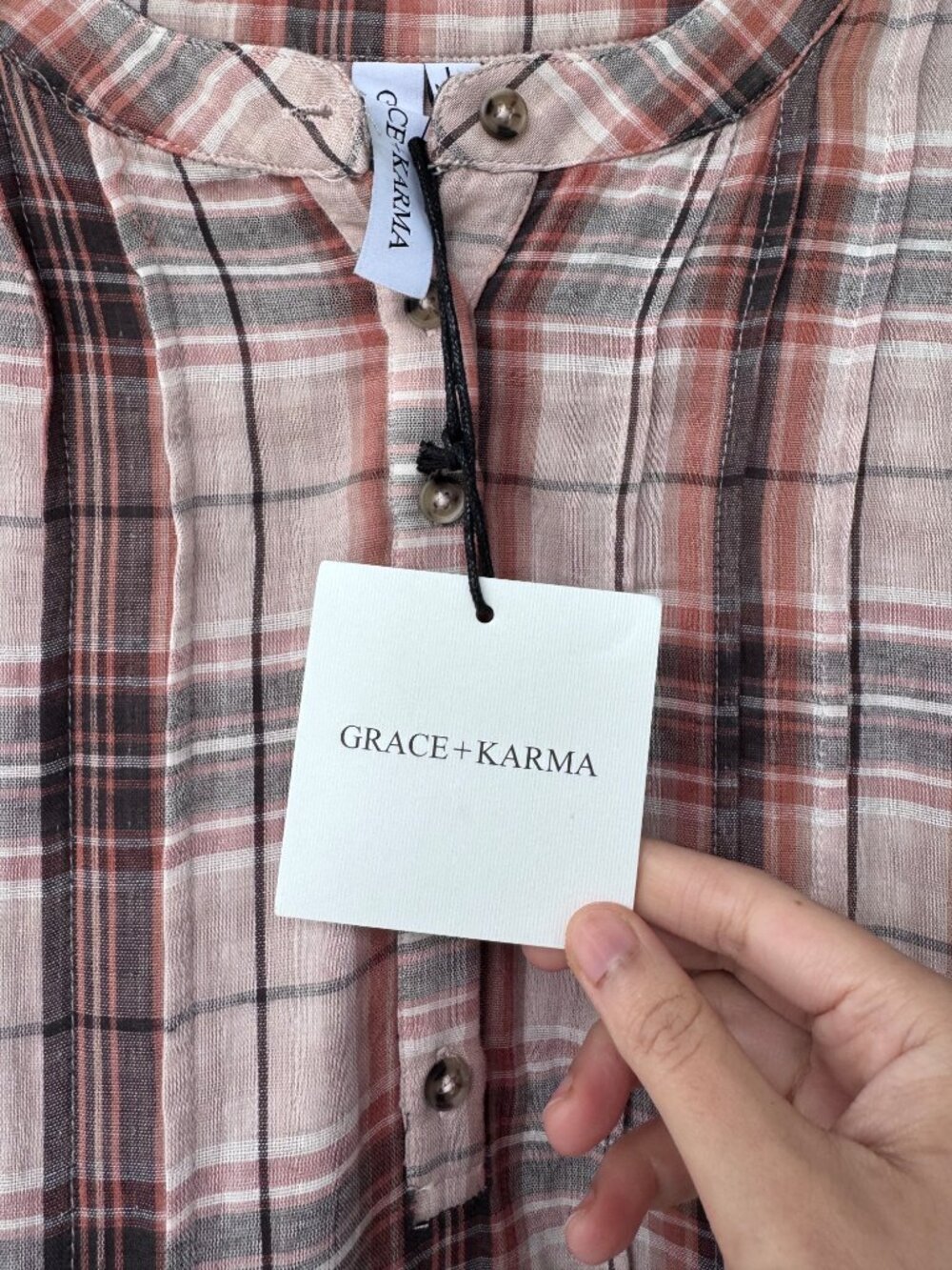 Grace + Karma plaid henley long sleeve shirt pink, cream women's size L NWT - Picture 7 of 7